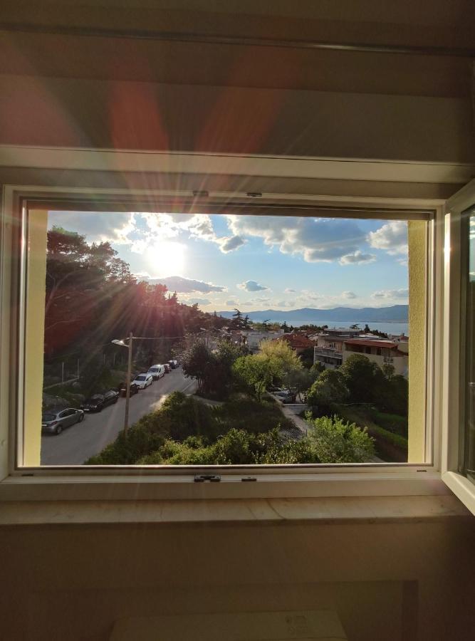 Sunset City Apartment Split