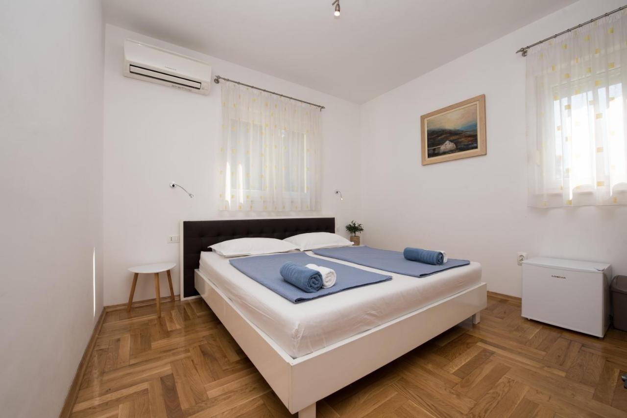 Sunset City Apartment Split